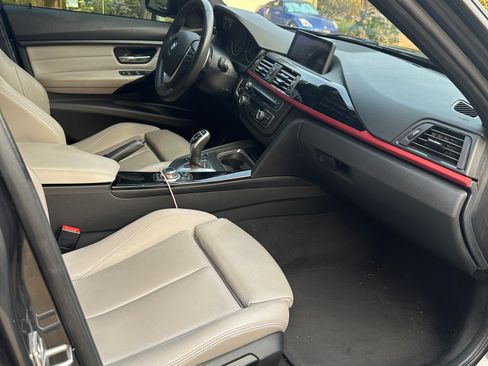 Used 2013 BMW 328i Sedan RWD image 16