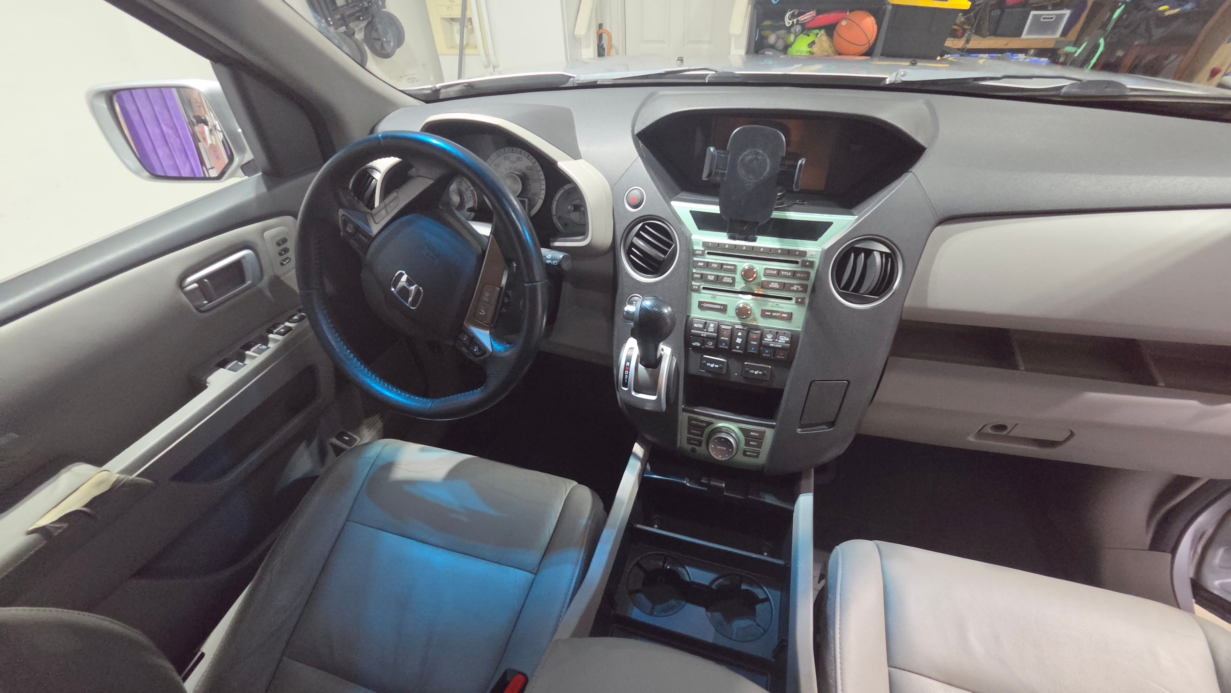 Used 2011 Honda Pilot Touring image 13