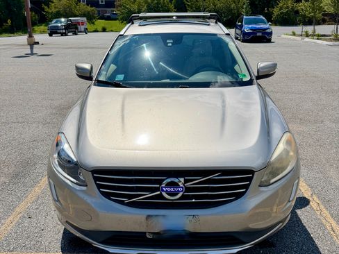 Used 2015 Volvo XC60 T5 Premier FWD image 1