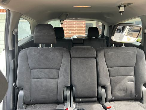 Used 2018 Honda Pilot EX image 8