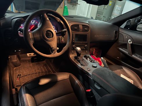 Used 2012 Chevrolet Corvette Coupe 2D w/ 3LT Preferred Equipment Group image 5