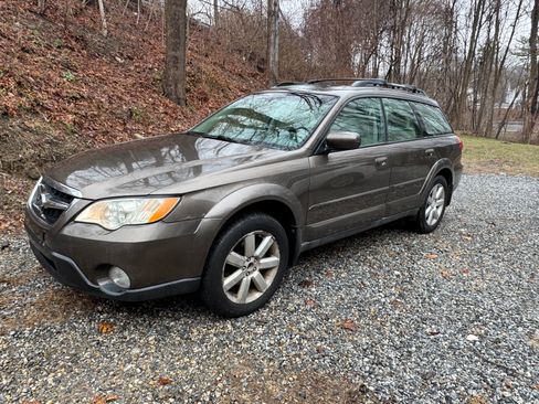 Used 2008 Subaru Outback 2.5i Limited L.L. Bean image 1