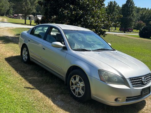Used 2006 Nissan Altima 2.5 S w/ (P01) Special Edition Pkg image 5