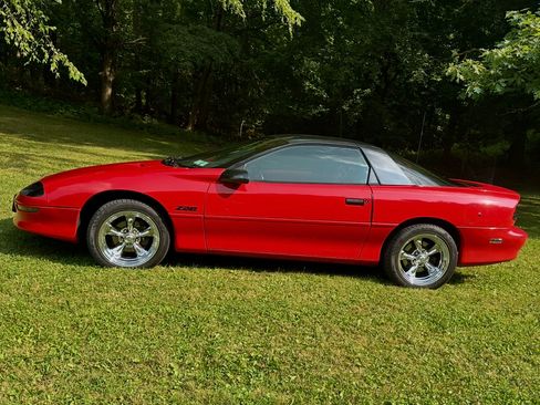 Used 1993 Chevrolet Camaro Z28 image 9