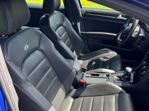 Used 2016 Volkswagen Golf R 4-Door AWD/4WD image 16