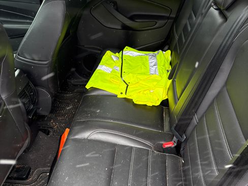 Used 2017 Ford Escape Titanium image 5