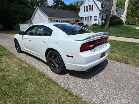 Used 2014 Dodge Charger R/T AWD/4WD image 4