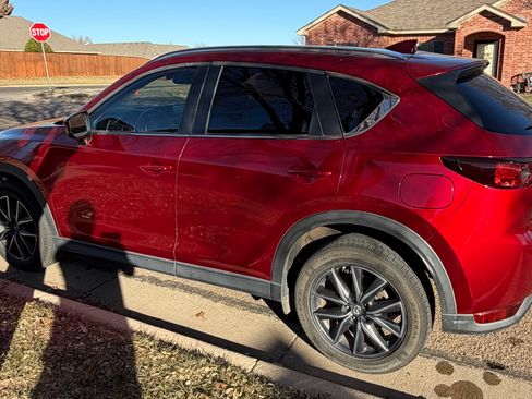 Used 2018 MAZDA CX-5 Touring w/ Preferred Equipment Package image 6