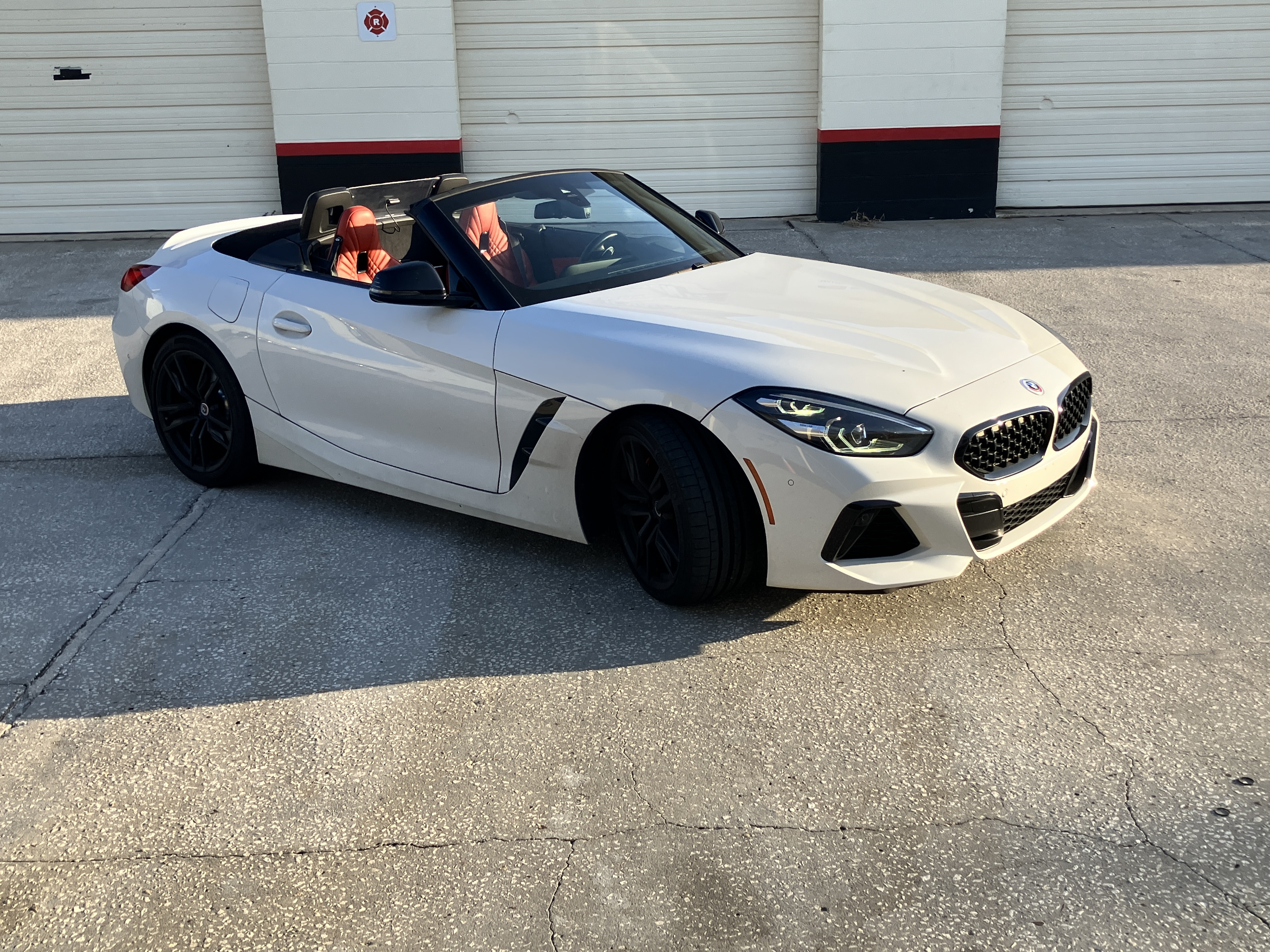 Used 2022 BMW Z4 M40i w/ Premium Package RWD image 10