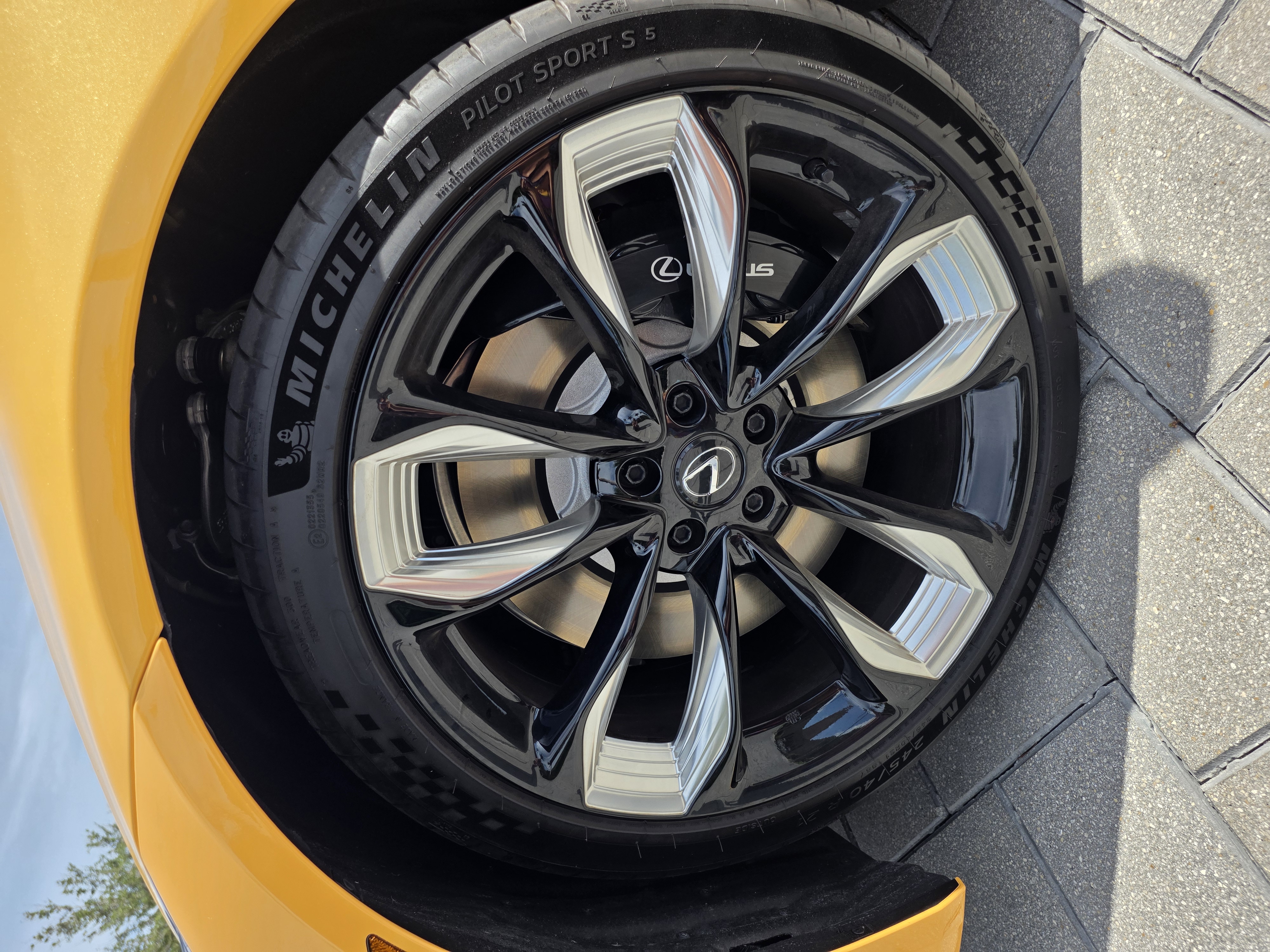 Used 2024 Lexus LC 500 Convertible w/ Touring Package RWD image 6