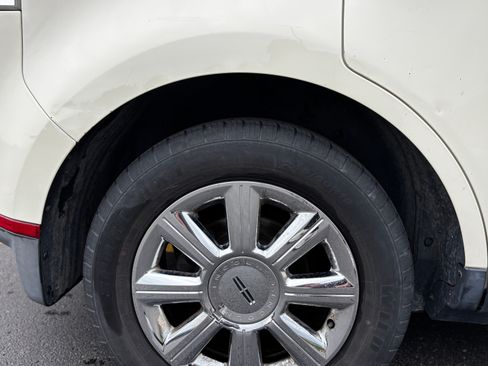 Used 2007 Lincoln MKX 2WD image 13