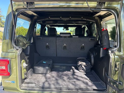 Used 2023 Jeep Wrangler Unlimited Sahara w/ Cold Weather Group image 5