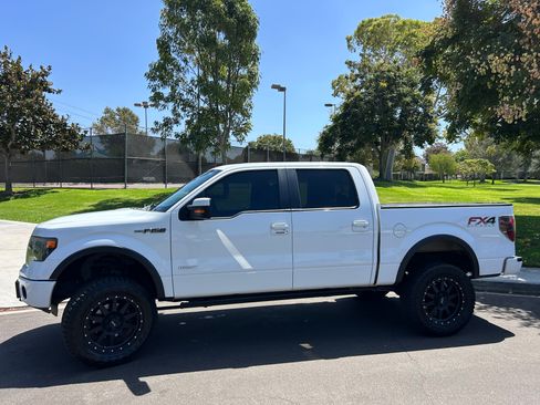 Used 2014 Ford F150 FX4 w/ Equipment Group 402A Luxury AWD/4WD image 2