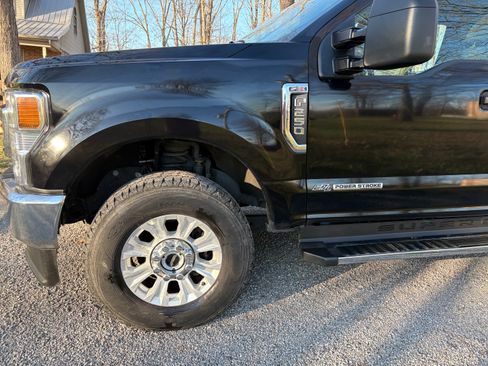 Used 2021 Ford F250 XL w/ STX Appearance Package image 16