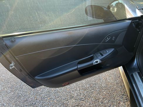 Used 2011 Chevrolet Corvette Grand Sport w/ Preferred Equipment Group image 23