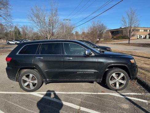 Used 2014 Jeep Grand Cherokee Overland w/ Advanced Technology Group image 5
