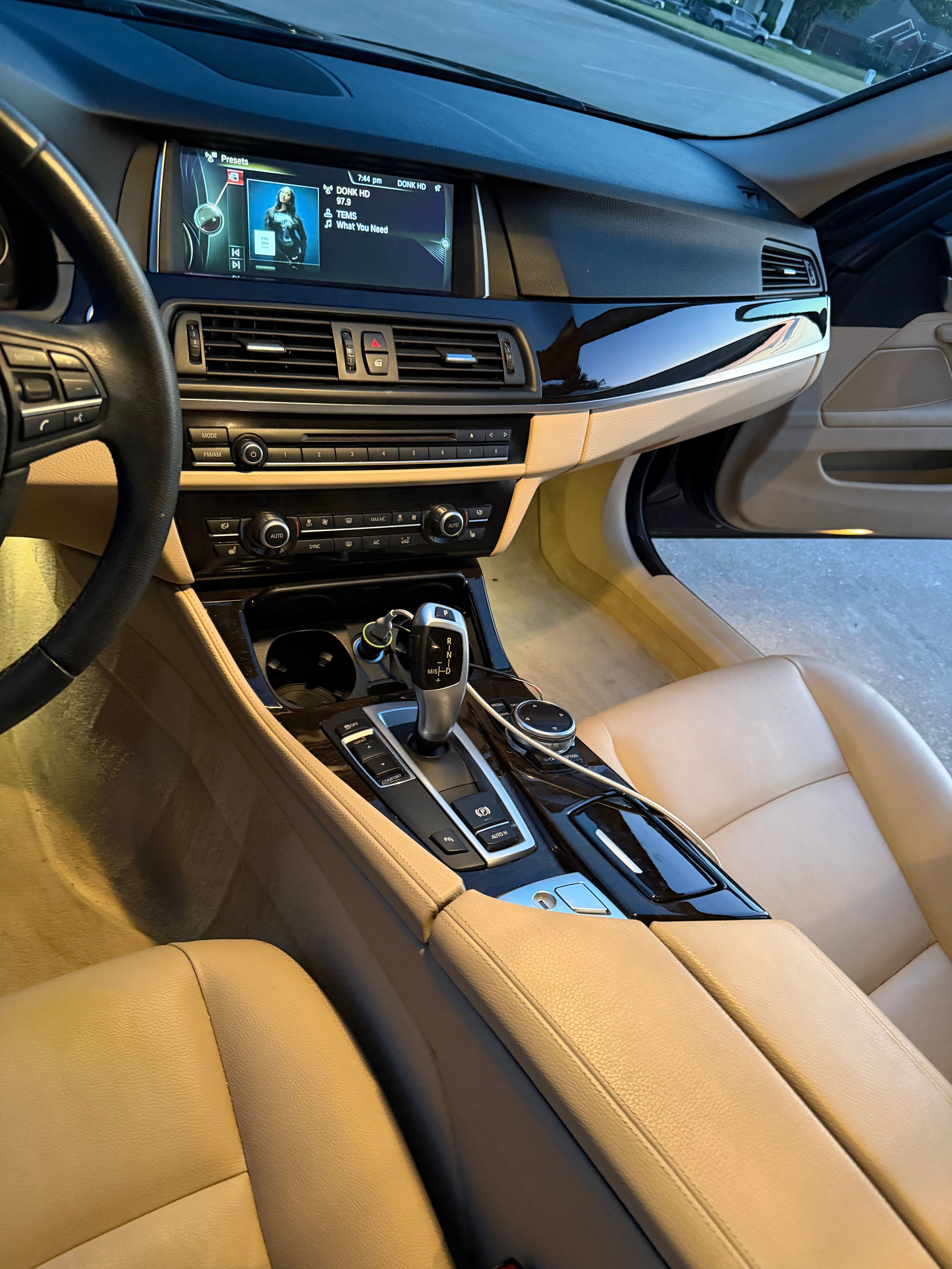Used 2014 BMW 528i Sedan RWD image 28