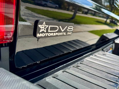 Used 2024 Ford F250 Lariat w/ Black Appearance Package image 16