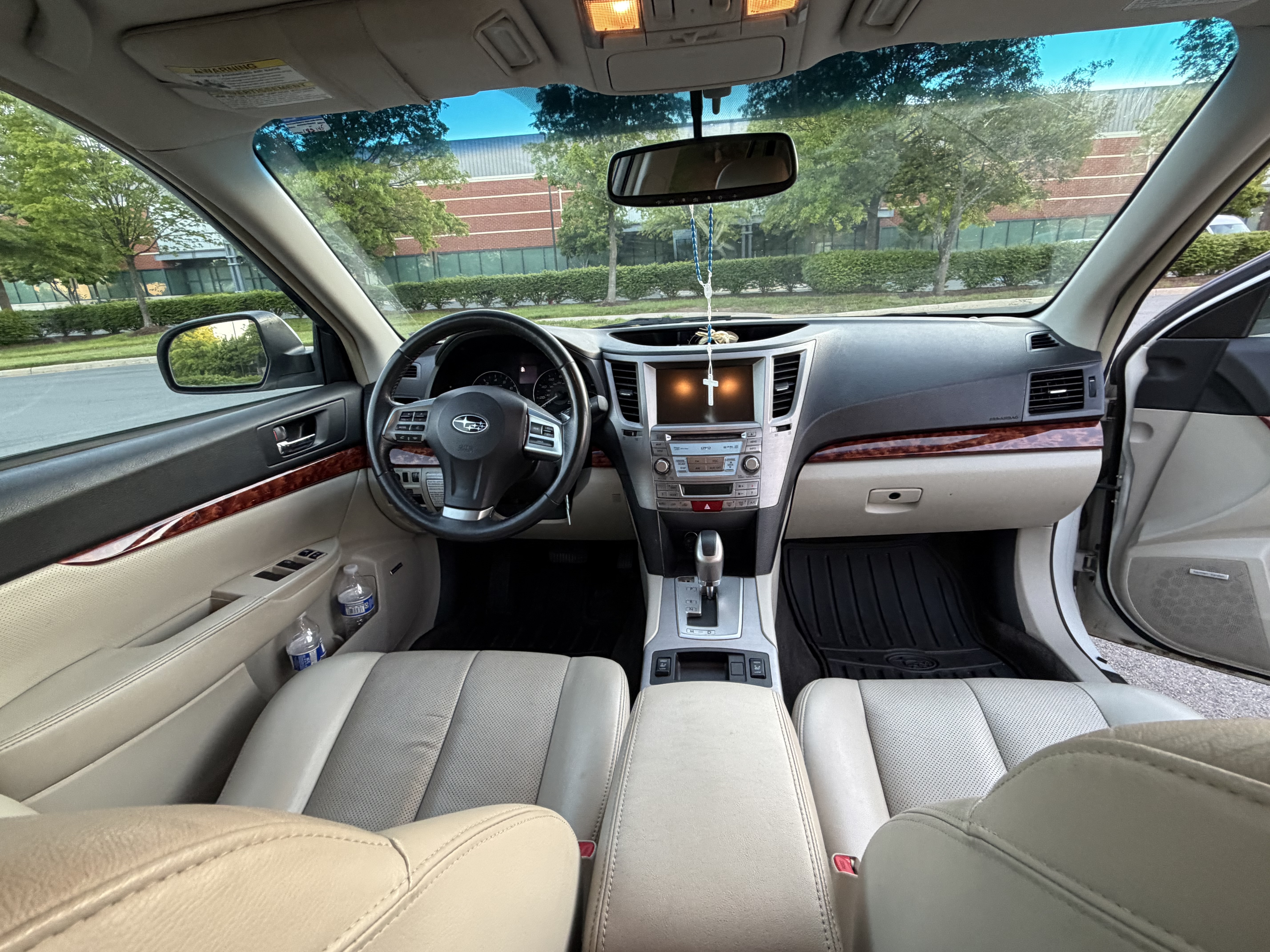Used 2012 Subaru Outback 2.5i Limited AWD/4WD image 8