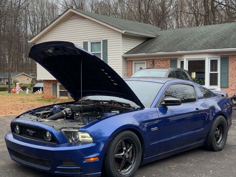 Used 2013 Ford Mustang GT Premium w/ GT Track Pkg image 5