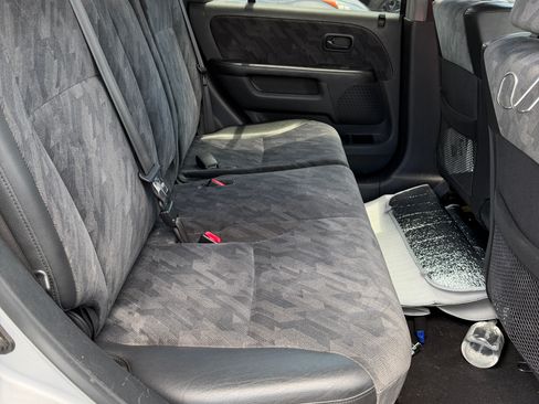 Used 2004 Honda CR-V EX image 8