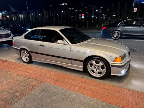 Used 1999 BMW M3 Coupe image 12