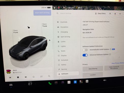 Used 2023 Tesla Model Y Performance AWD/4WD image 21