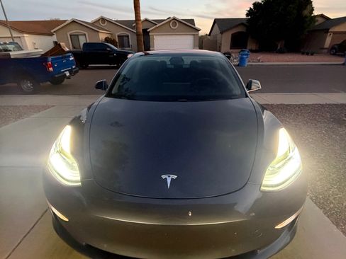 Used 2019 Tesla Model 3 Performance image 19