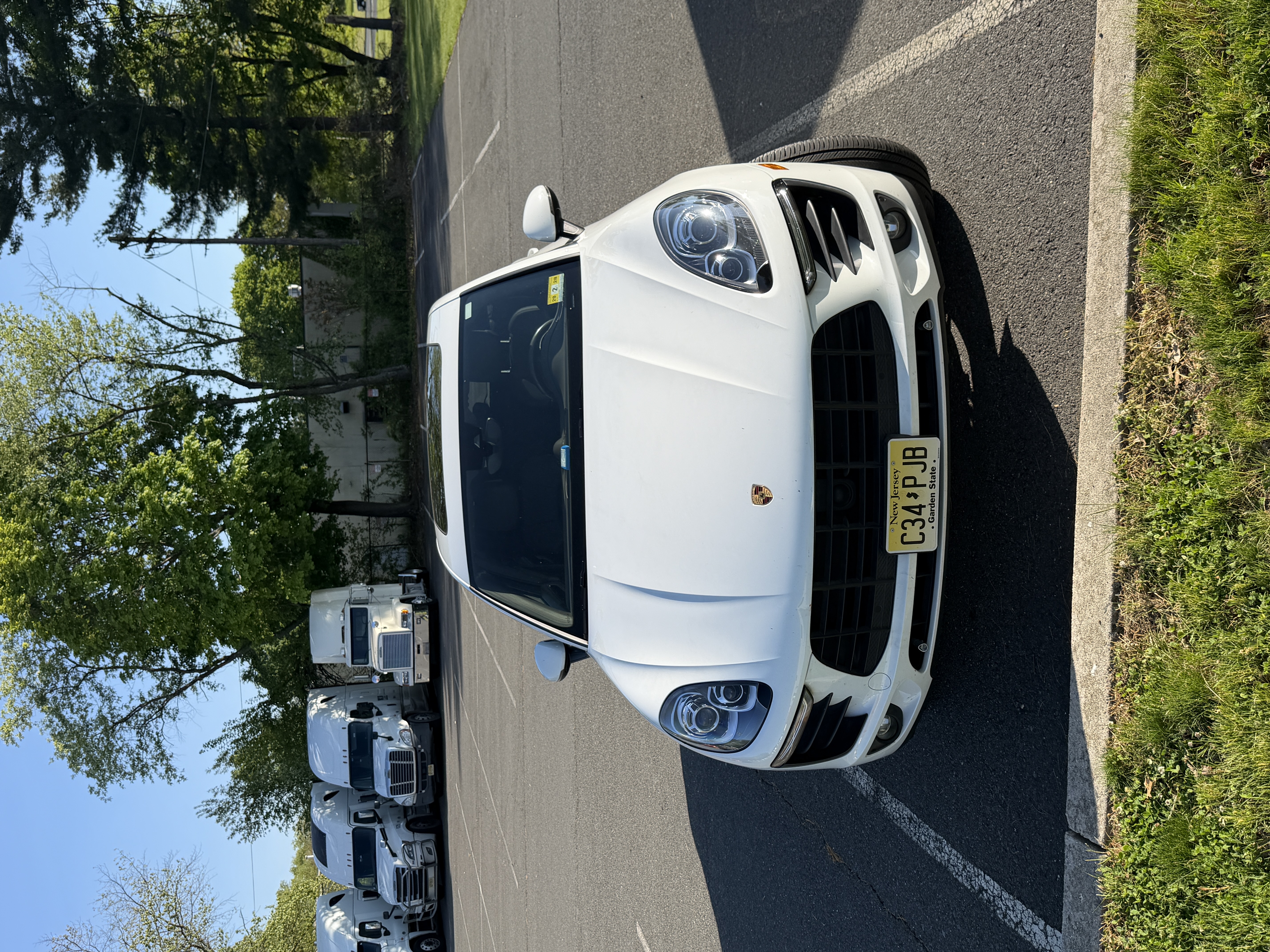 Used 2017 Porsche Macan S AWD/4WD image 1