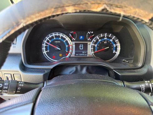 Used 2018 Toyota 4Runner Limited image 8