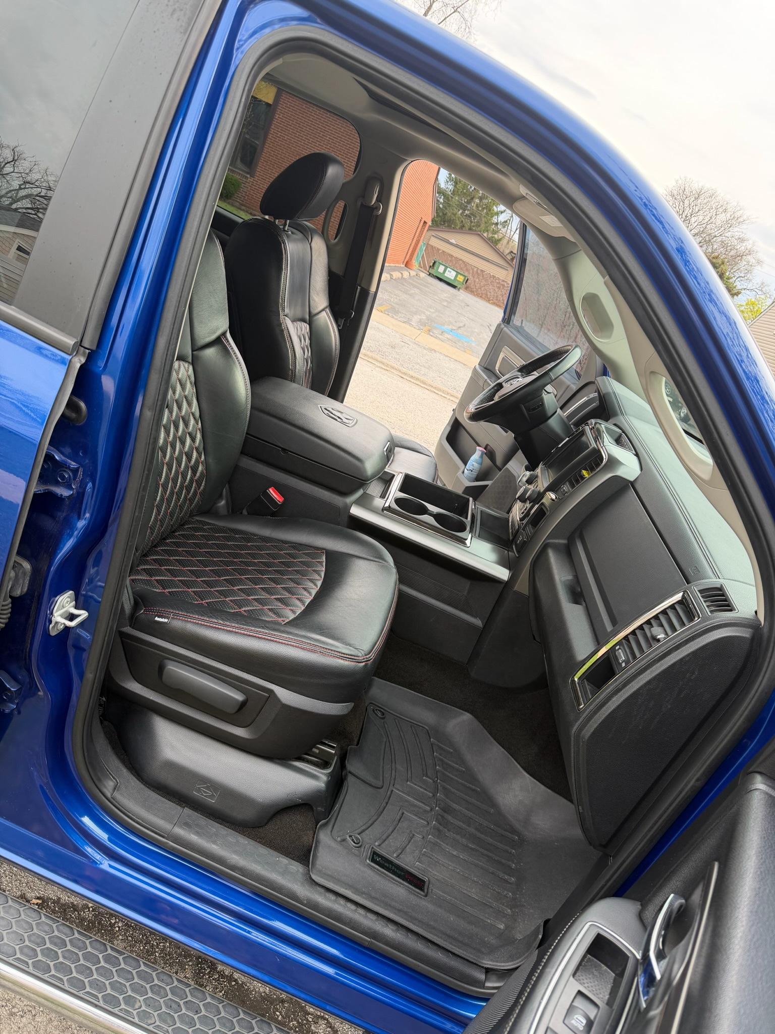 Used 2015 RAM 1500 Sport w/ Convenience Group AWD/4WD image 15