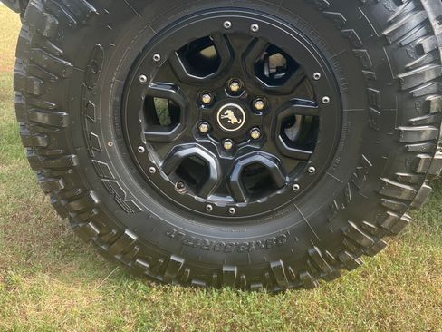 Used 2022 Ford Bronco Badlands image 20