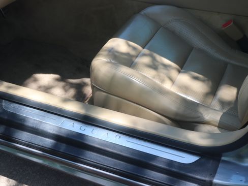 Used 2008 Jaguar XKR R image 15