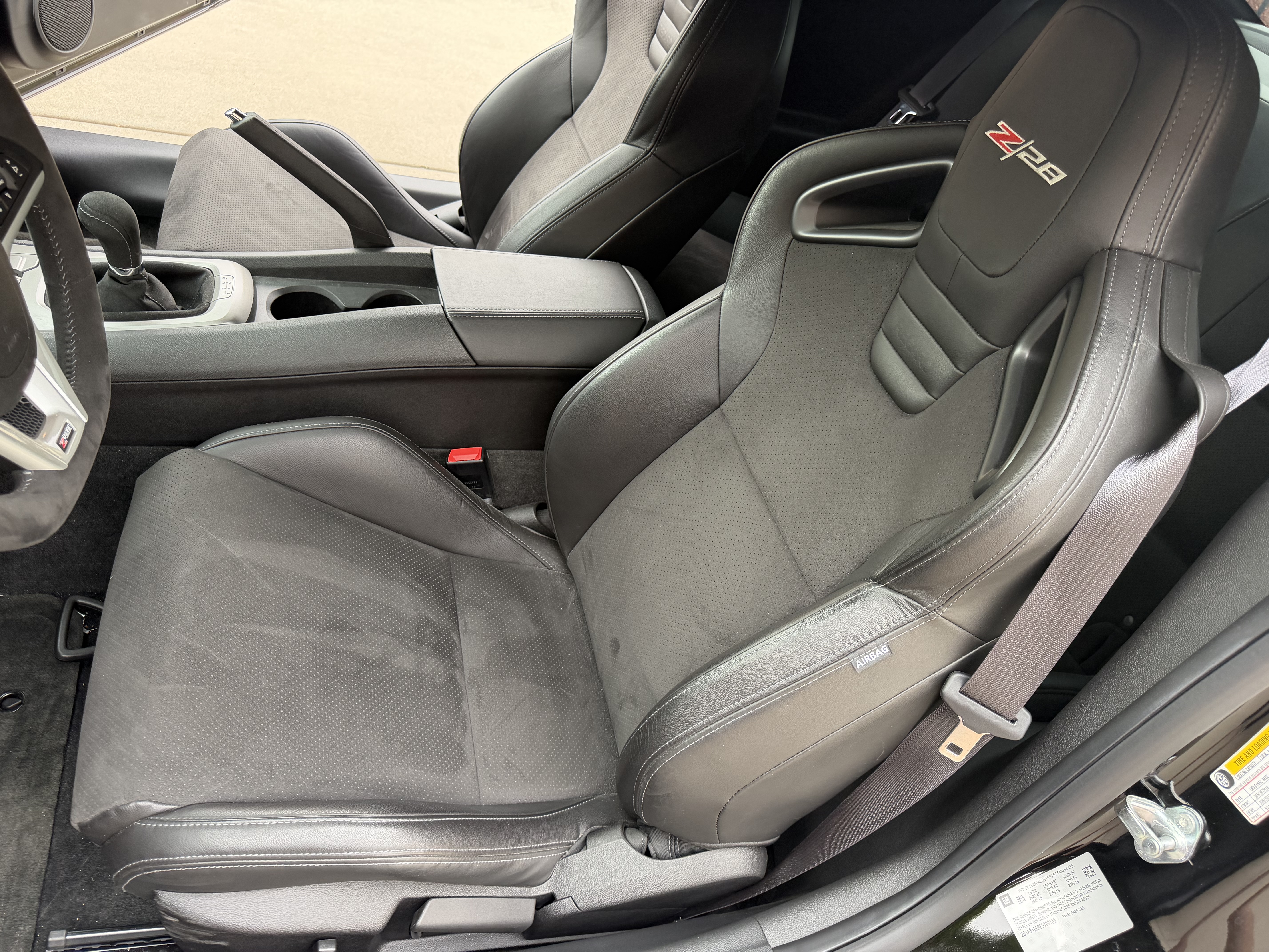 Used 2014 Chevrolet Camaro Z/28 RWD image 17