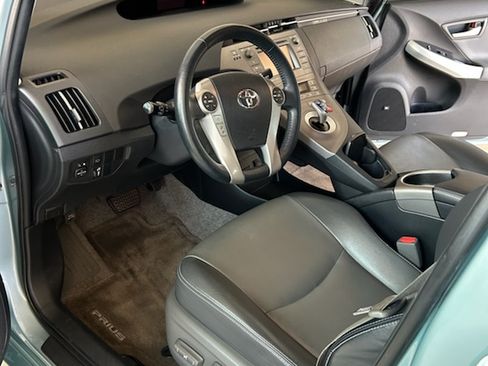 Used 2015 Toyota Prius Five w/ Protection Package FWD image 13