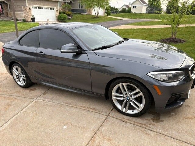Used 2017 BMW 230i Coupe RWD image 2