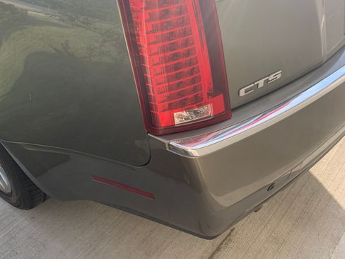 Used 2010 Cadillac CTS Performance RWD image 4