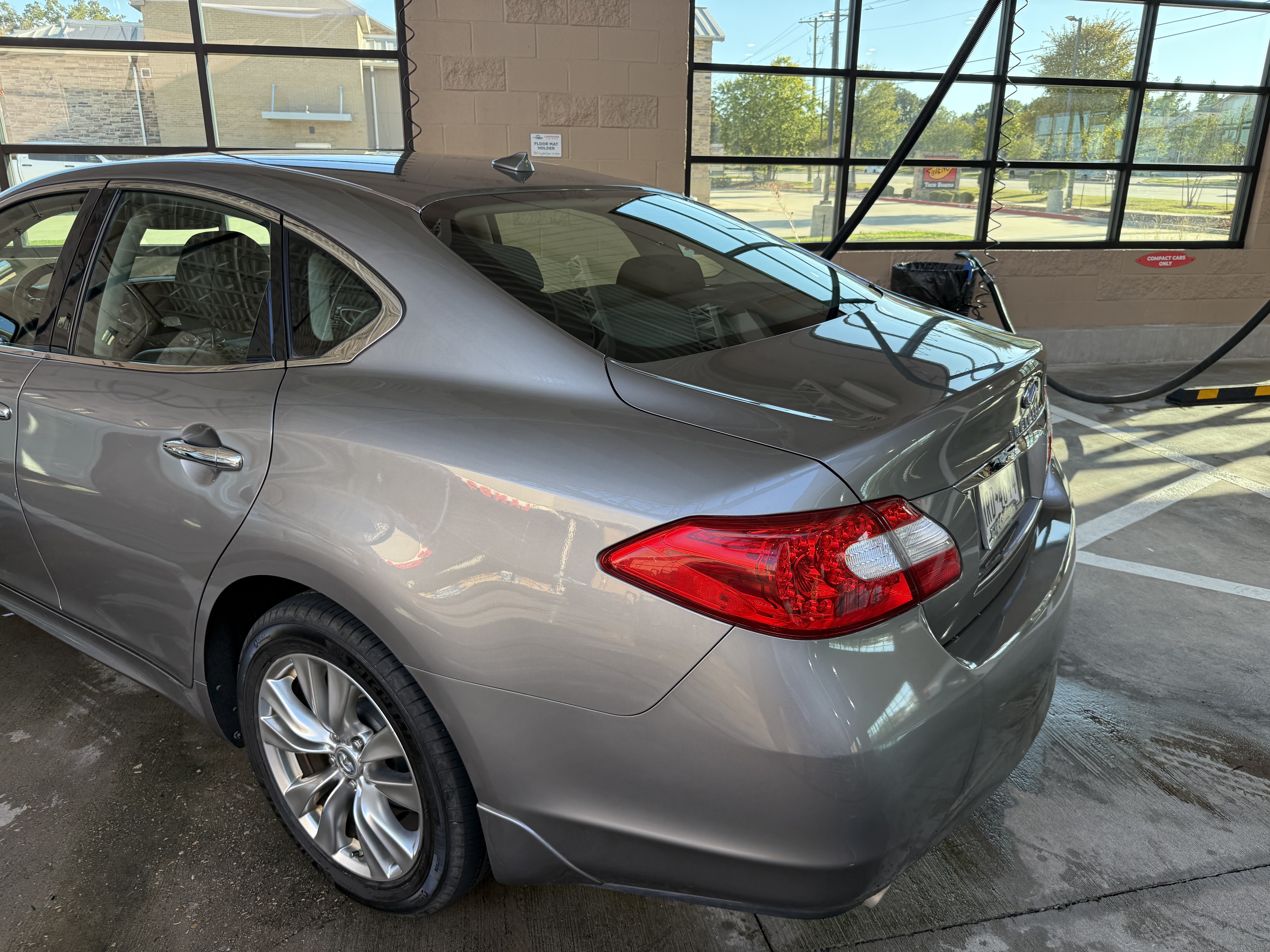 Used 2012 INFINITI M37 x w/ Premium Pkg AWD/4WD image 25