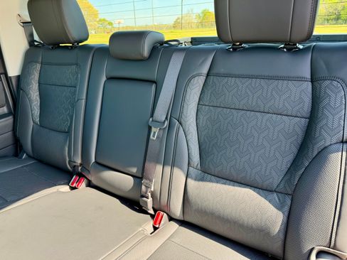 Used 2024 Toyota Tundra Limited image 16