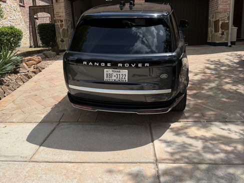 Used 2023 Land Rover Range Rover Autobiography AWD/4WD image 5