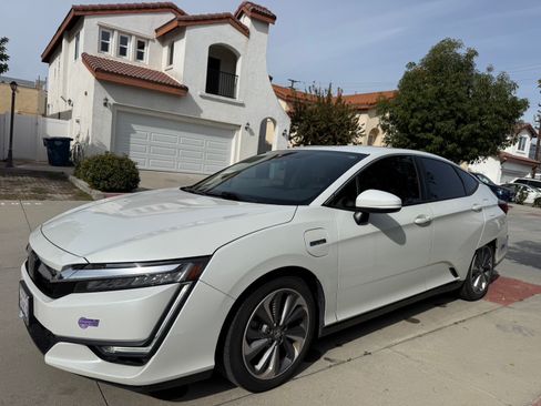 Used 2019 Honda Clarity Sedan 4D image 17
