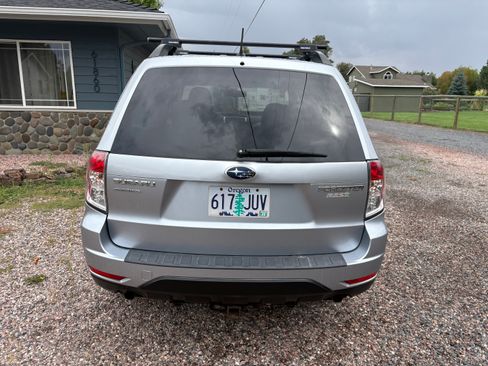 Used 2013 Subaru Forester 2.5X Premium image 12