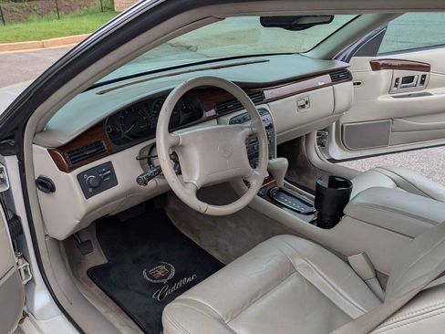 Used 2000 Cadillac Eldorado Touring image 19