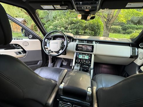 Used 2019 Land Rover Range Rover Supercharged AWD/4WD image 12