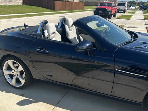 Used 2012 Mercedes-Benz SLK 350 image 1