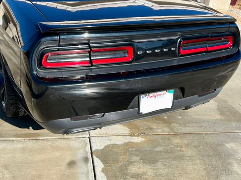 Used 2017 Dodge Challenger R/T image 14