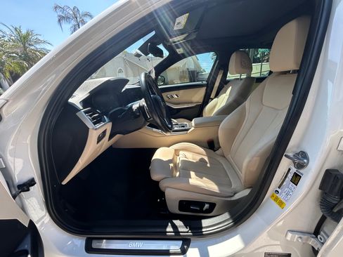Used 2019 BMW 330i Sedan w/ Driving Assistance Package RWD image 11