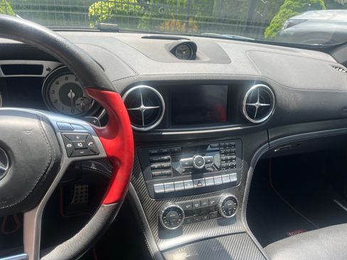 Used 2016 Mercedes-Benz SL 550 image 15