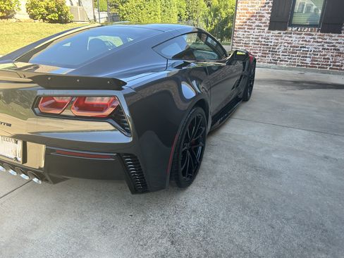Used 2017 Chevrolet Corvette Grand Sport RWD image 6