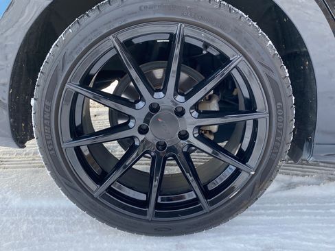 Used 2017 Volkswagen Passat 1.8T R-Line w/ R-Line Lighting Package image 18